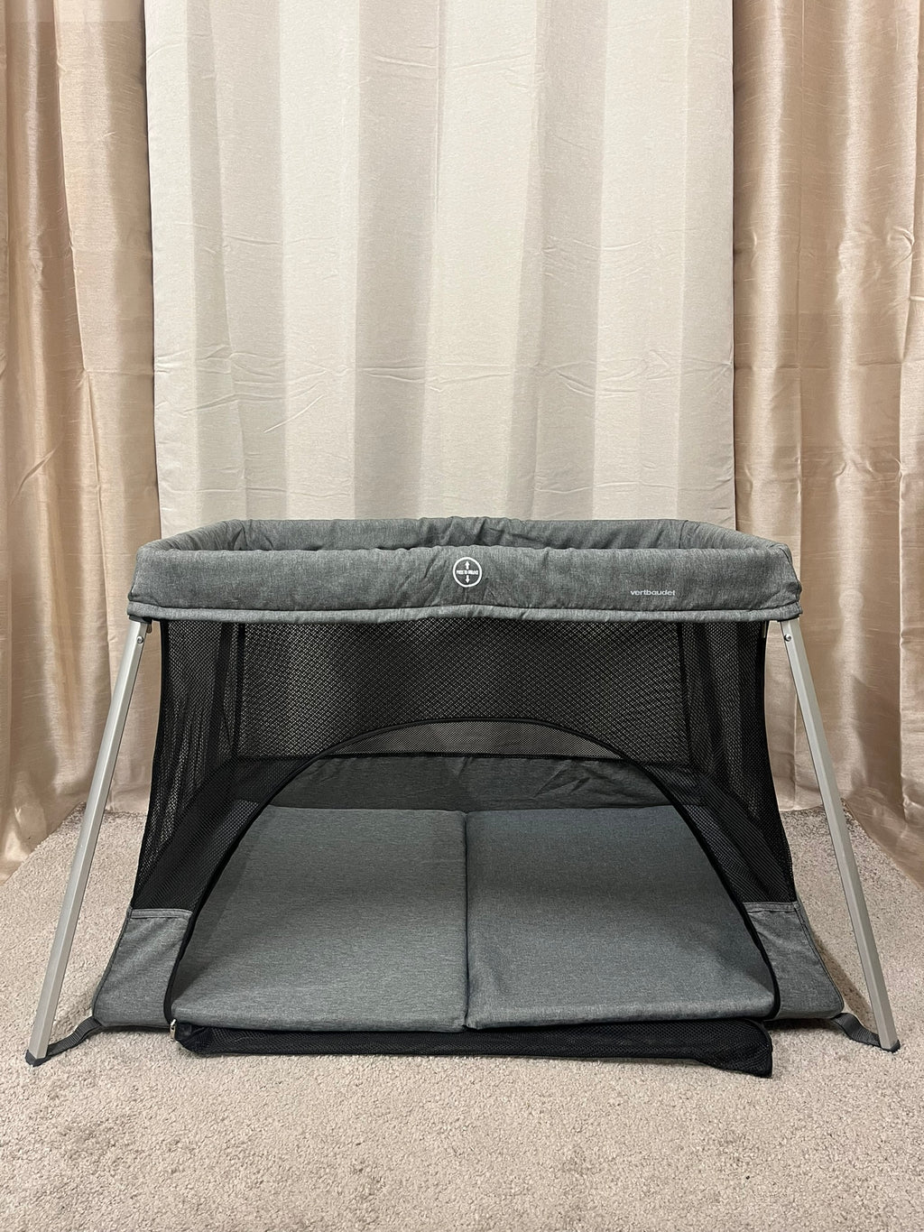 Lit parapluie Lightbed+ vertbaudet gris chiné – très bon état