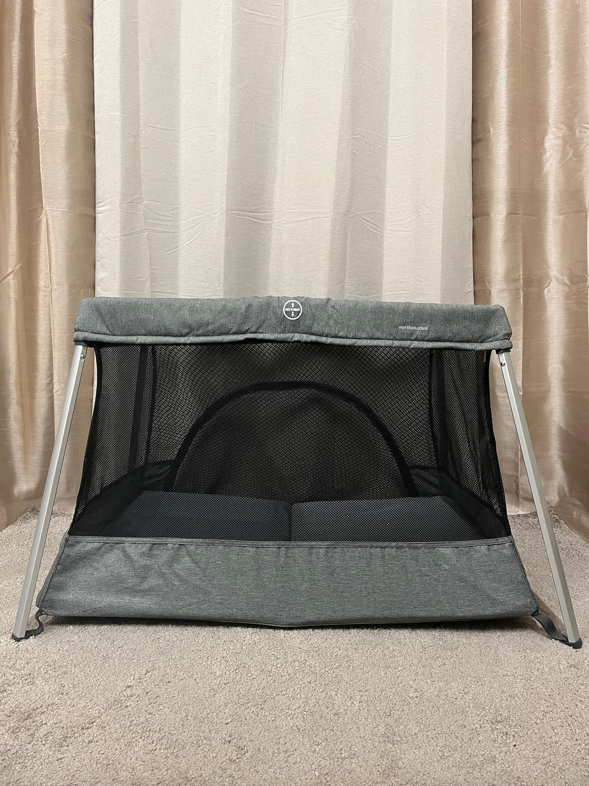 Lit parapluie Lightbed+ vertbaudet gris chiné – très bon état