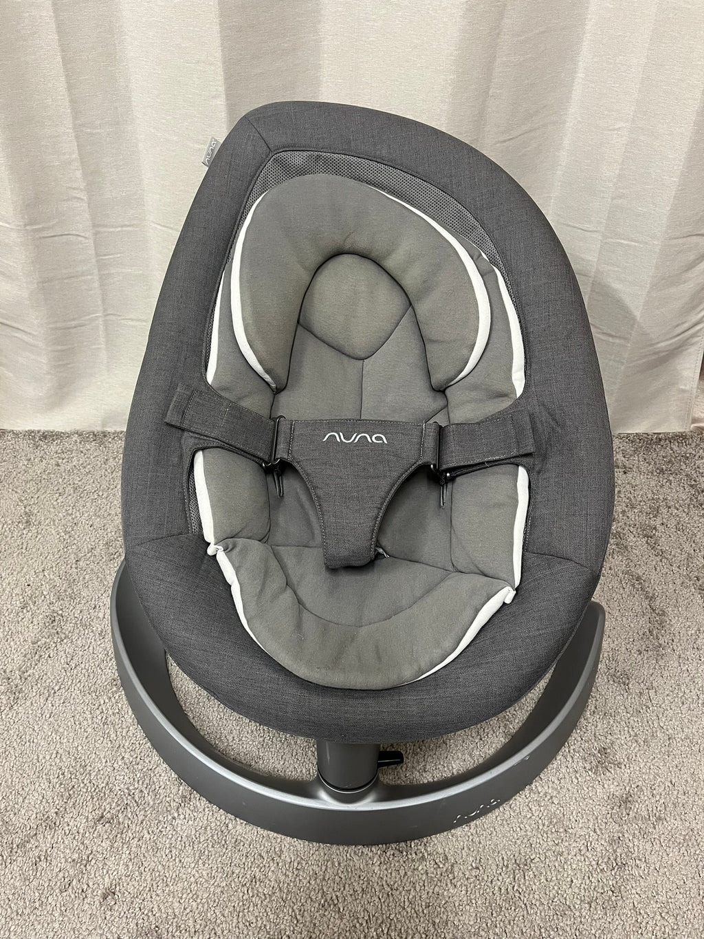 Transat Nuna LEAF Grow 2021 Granite – très bon état