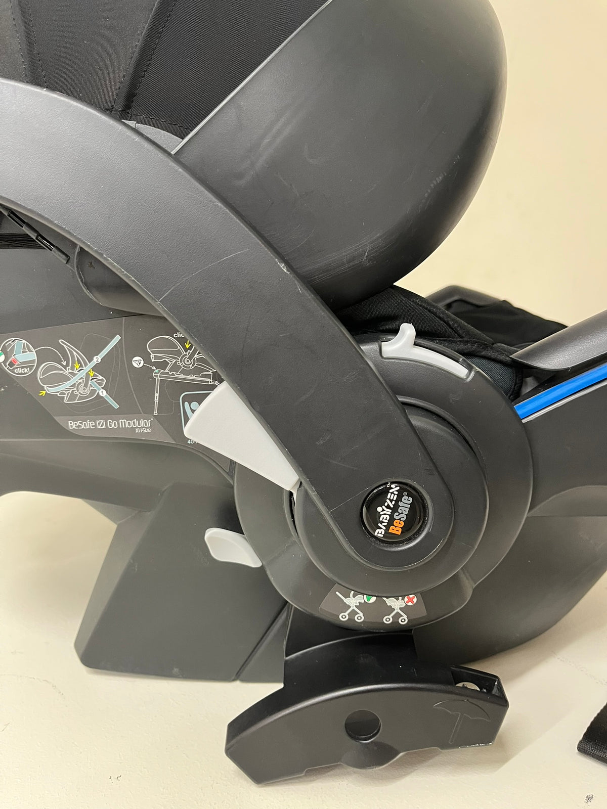 Poussette BABYZEN YOYO+ avec cosy iZi Go Modular X1 i-Size - Occasion Bon État